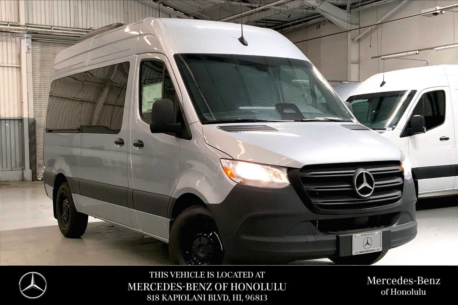 2025 Mercedes-Benz Sprinter Passenger Van 2500 Standard Roof I4 Diesel HO 144 RWD