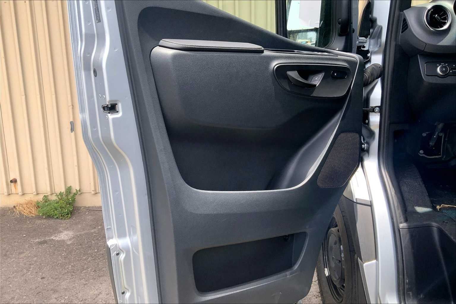 2025 Mercedes-Benz Sprinter Passenger Van 2500 High Roof I4 Diesel HO 144" RWD