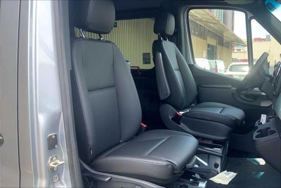 2025 Mercedes-Benz Sprinter Passenger Van 2500 High Roof I4 Diesel HO 144" RWD