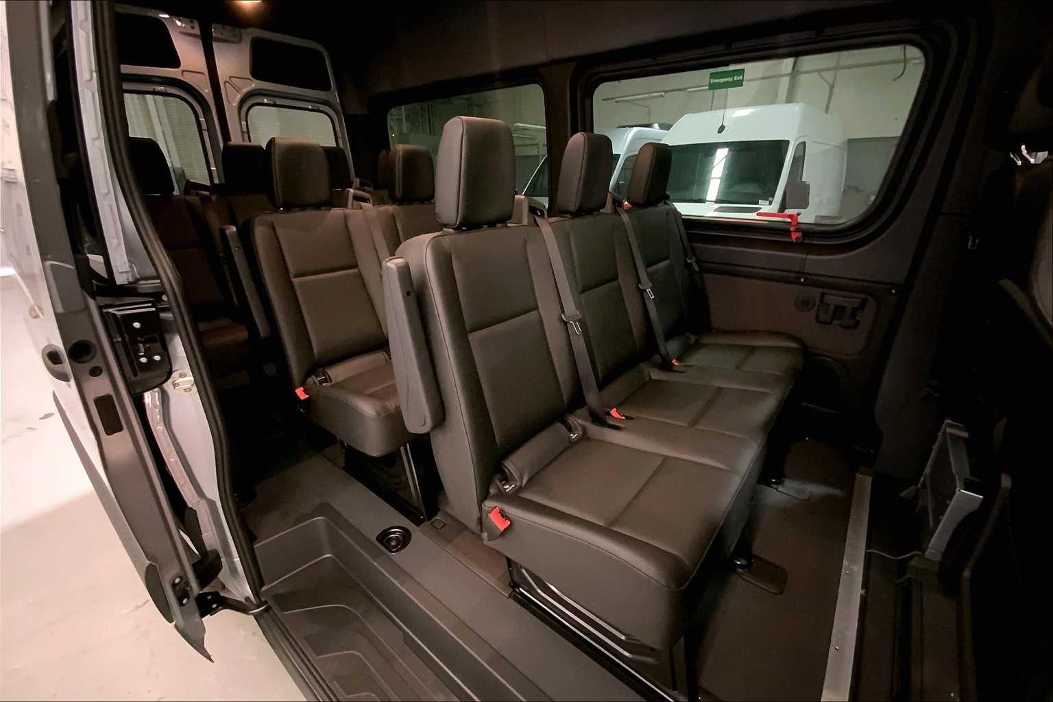 2025 Mercedes-Benz Sprinter Passenger Van 2500 Standard Roof I4 Diesel HO 144 RWD