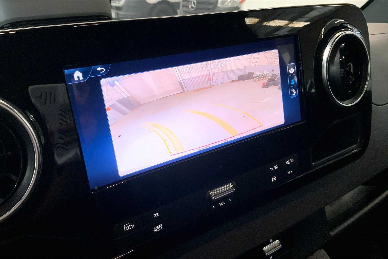 2025 Mercedes-Benz Sprinter Passenger Van 2500 Standard Roof I4 Diesel HO 144 RWD