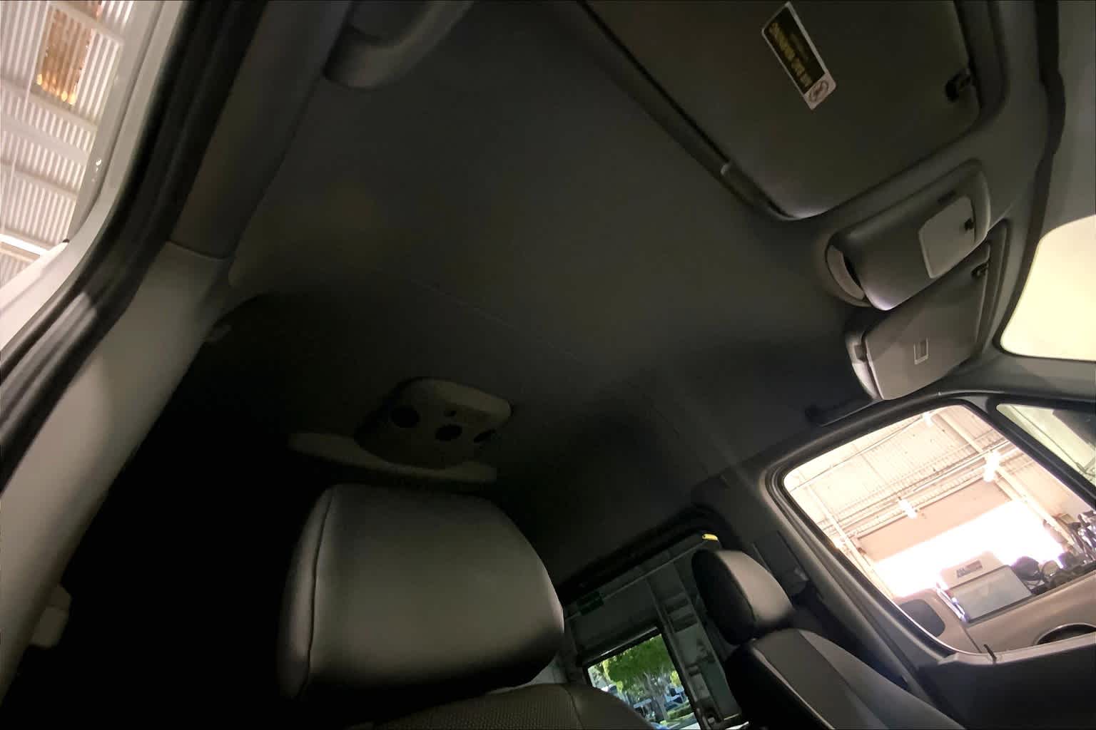 2017 Mercedes-Benz Sprinter Passenger Van 2500 High Roof V6 170 RWD