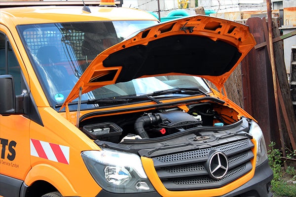 (Vans)"B" Service Special $1,100